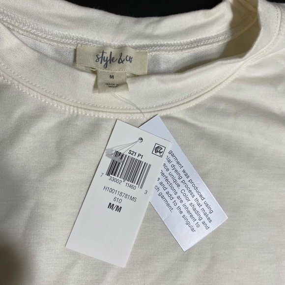 Round neck light sweater/shirt Kitten soft material generous fit (m) - Picture 4 of 5